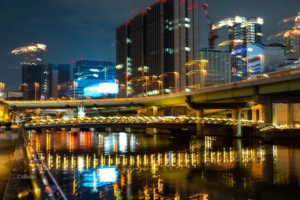 大阪のブレた夜景
