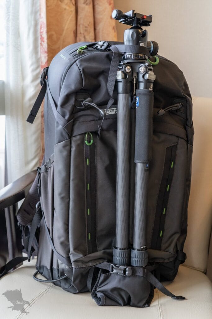 Mindshift GearのBack light36L三脚取付け例